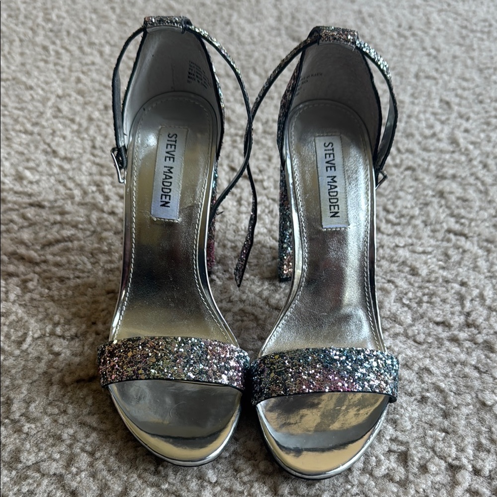 Steve Madden Silver Heels Sparkly Design